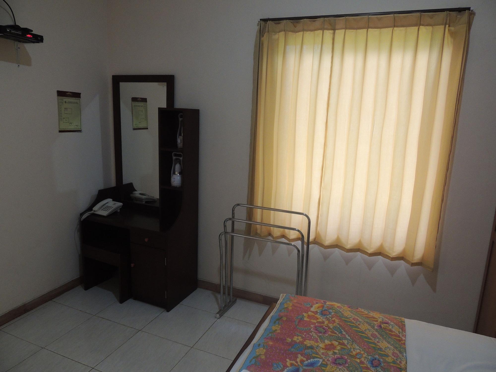 Balkondes Karanganyar Pottery Academy Hotel Magelang Ngoại thất bức ảnh