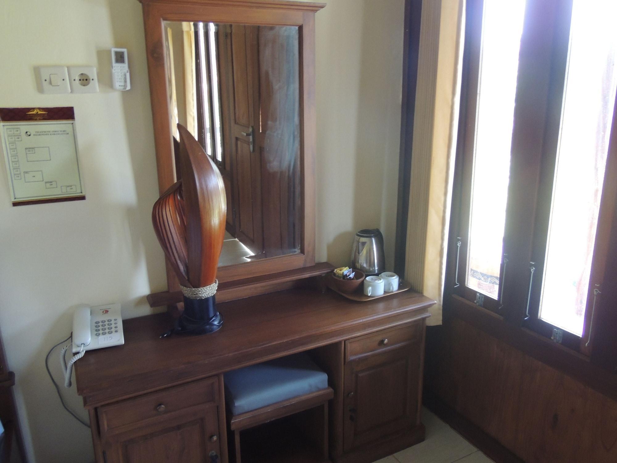 Balkondes Karanganyar Pottery Academy Hotel Magelang Ngoại thất bức ảnh
